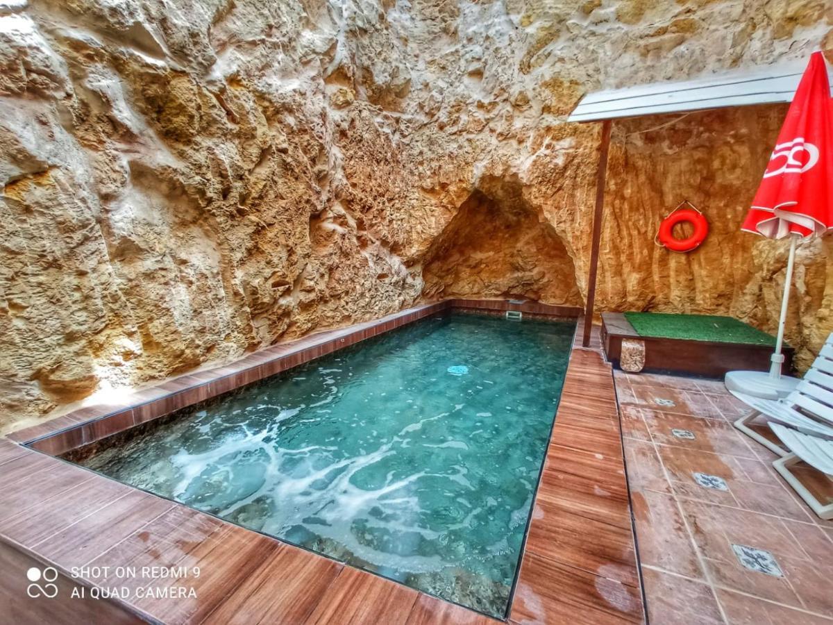 Town House With Private Pool In Village Centre Kalkara Exteriér fotografie