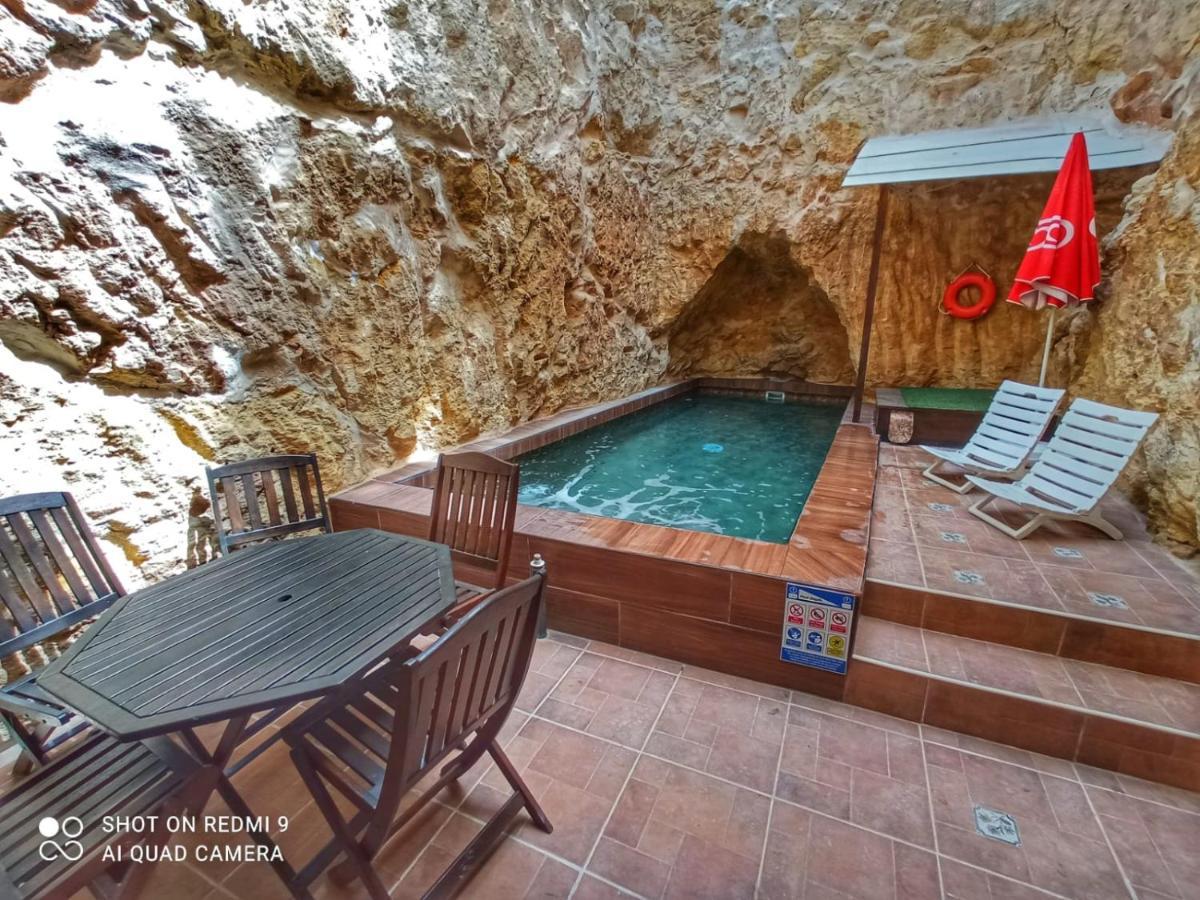 Town House With Private Pool In Village Centre Kalkara Exteriér fotografie